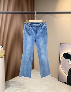 郁香菲，牛仔蓝牛仔裤，专柜价669元，特价168元包邮