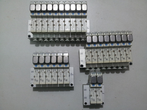 SMC原装正品二手电磁阀SYJ3143/24V带底板 小体积 大流量 9成新