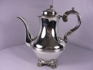 特价1843年维多利亚时期 英国伦敦产纯银茶壶/咖啡壶 值得收藏