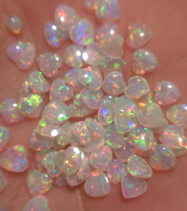 天然红宝石蓝宝石钻石配石裸石粉宝石尖晶石粉摩根石欧泊石心形