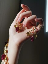 (A side of the dust) gold and glass grape antique restoration derivative bracelet