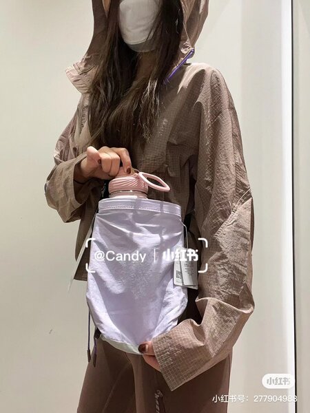 Сейчас в наличии Lululemon Waterbottle Crossbody йога движение чашки пакета