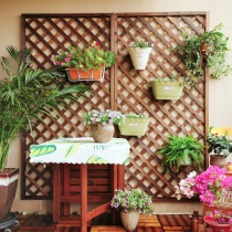 Wooden fence wooden grid wooden fence mesh wall hanging partition climbing vine flower frame anticorrosive wood guardrail fence