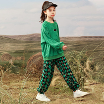 Female Great Boy Fried Street Tide Clothing Green Jersey Pants Two Sets 2022 New Spring Autumn Han Edition Childrens Clothes
