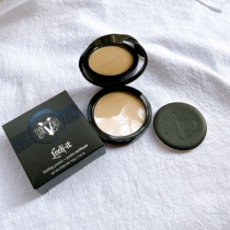Soft focus master ~ KVD Kat Von D make-up powder honey cake light fair matte oil control replacement core