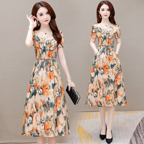 Dress women 2021 summer new popular this year 30-40 young mother 50-year-old printed high-end skirt