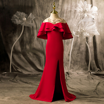 Girl dress dress dress little girl shoulder red model catwalk show host long fish tail evening dress