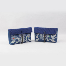 Guizhou characteristic handmade batik earthen bag batik pattern National Style fashion one-shoulder oblique cross bag