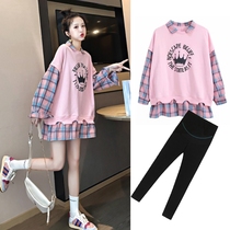 Pregnant women autumn suit 2021 net red long sleeve sweater Spring and Autumn style splicing fake two-piece jacket foreign style two-piece set