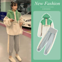 Pregnant women autumn and winter clothing set fashion 2021 New Net Red pregnancy large size winter thick lamb velvet sweater