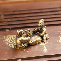 Tea ceremony copper carving old man game small piece of brass figure copper handle piece of antique bronze tea pet