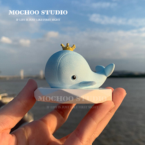 Lovers car perfume mid-stage pendulum pieces small whale high-end scented scented scents of men and women with a fragrant stone accompanied by a fragrant stone