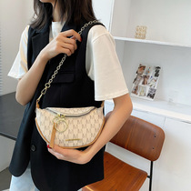 Shanghai Outlet discount store shoulder bag female 2021 New Tide saddle bag casual bag youth bag shoulder bag