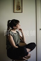Breeze Tee round neck sleeveless pullover A No Chinese braided illustration text description drawing