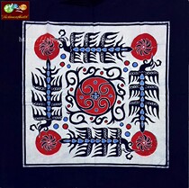 Batik tablecloth Guizhou Miao batik Batik painting decoration wall hanging tablecloth four Phoenix Chaoyang 93 * 93CM