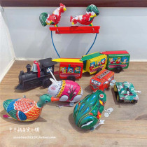 Childrens baby winding iron frog jumping frog toy train fire truck nostalgic classic iron toy