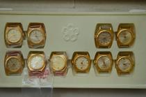 Department store inventory of old goods Shanghai-made Gem Flower Womens Watch clockwork in the 90 s collection