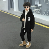 Boys Korean version of lamb hair coat 2021 autumn winter new style of medium and large childrens thick coat foreign air childrens tweed top