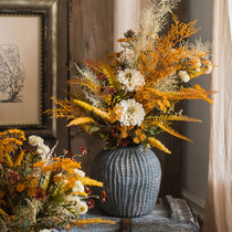 Culvert Chu Pupil Designer Emulation Floral Bouquet Floral Hand Holding Floral Art Sensual Ostyle Pendulum with Dining Room Tea Table Decoration