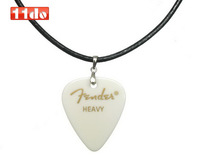 Woshion Watson musical instrument California series guitar pick necklace white section