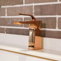 American standard single hole basin faucet (FFAS0101-101710BC0)