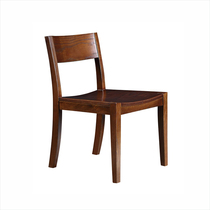 There the international Givenchy dining chair is simple and generous.