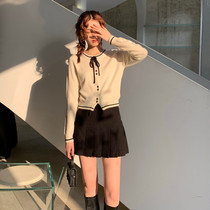 RomanceOfGirl Millennium Spice Girls to report on creamy little shirt bow pleated skirt