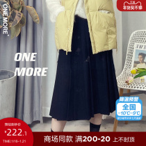 (Shopping mall with) ONE MORE2021 autumn and winter New pleated skirt women Black high waist half long skirt slim
