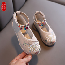Girls embroidered shoes 2021 autumn and winter New Old Beijing cloth shoes Childrens Hanfu performance shoes