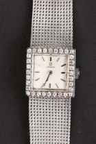 One-horned deer Western antique Swiss Omega 18k platinum inlaid Diamond antique ladies watch