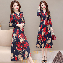 Small chamomile jumpsuit dress popular this year four or five ten years old wearing temperament celebrities high-end 2021 Spring and Autumn new womens clothing