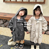 In spring 2023 childrens long coat boys and girls with a hat clothes Han baby loose and simple tops
