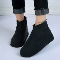 New rain-proof silicone shoe cover snow-proof sand-proof outdoor travel latex shoe cover rainy days travel thickened men and women