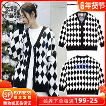 South Korea STIGMA niche Tide Cardigan Knitting 21 winter new mens and womens chess check 21STKN04