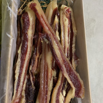 Yixiang Maotai 5kg of raw dried Five-Flower bacon Guangdong sausage