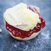 British imports of Cornwall thin cream Roddas Cornish Cloted Cream thick cheese 453 gr