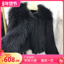 2021 Haining imported whole leather raccoon hair double-sided woven fur womens coat short fashion slim leather grass clear