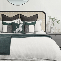 Green New Chinese Fairy Crane High-end Exhibition Hall-style Bed Goods Light Extravagant and Soft Decent Board Room Bed with Bedding Holding Pillow