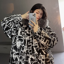 Winter clothing pregnant women down cotton clothing Tide brand black and white letter big hair collar thick pregnant women cotton loose warm coat winter