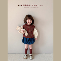 Large earbuts childrens clothing laid girl round flowers collage waistcoat 2022 spring new Chinese wind baby sweater vest