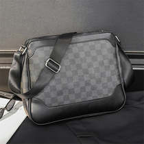 New mens shoulder bag Horizontal Mens bag large capacity shoulder bag leather Plaid casual business briefcase