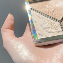 Cai Tang repair plate highlight nose shadow Integrated Plate matte thin flash face brightening tear groove three-dimensional natural Begonia