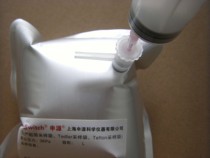 Syringe for gas sampling