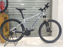 Giant XTC800 new aluminum alloy competition mountain bike 27 5 inches 30 22 speed air fork 2021