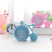 Creative simple small alarm clock students with silent cute personality children bedroom dormitory bedside electronic clock ornaments