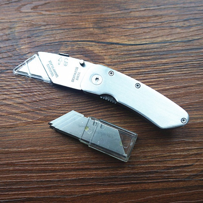 Heavy-duty all-metal thickened folding knife stainless steel art knife electrician trapezoidal industrial wallpaper knife all steel