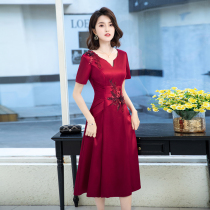 High-end wedding moms wedding evening gown with noble young and happy mother-in-law Mother-in-law Wedding Banquet Dress and Dress Miniskirt