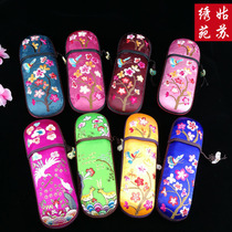 Handicraft Su embroidery glasses case to give foreigners practical Foreign Affairs to study abroad Chinese style special gifts