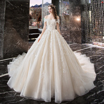 Main wedding dress 2021 new bridal temperament shoulder size pregnant woman simple atmospheric tailing luxury French gauze