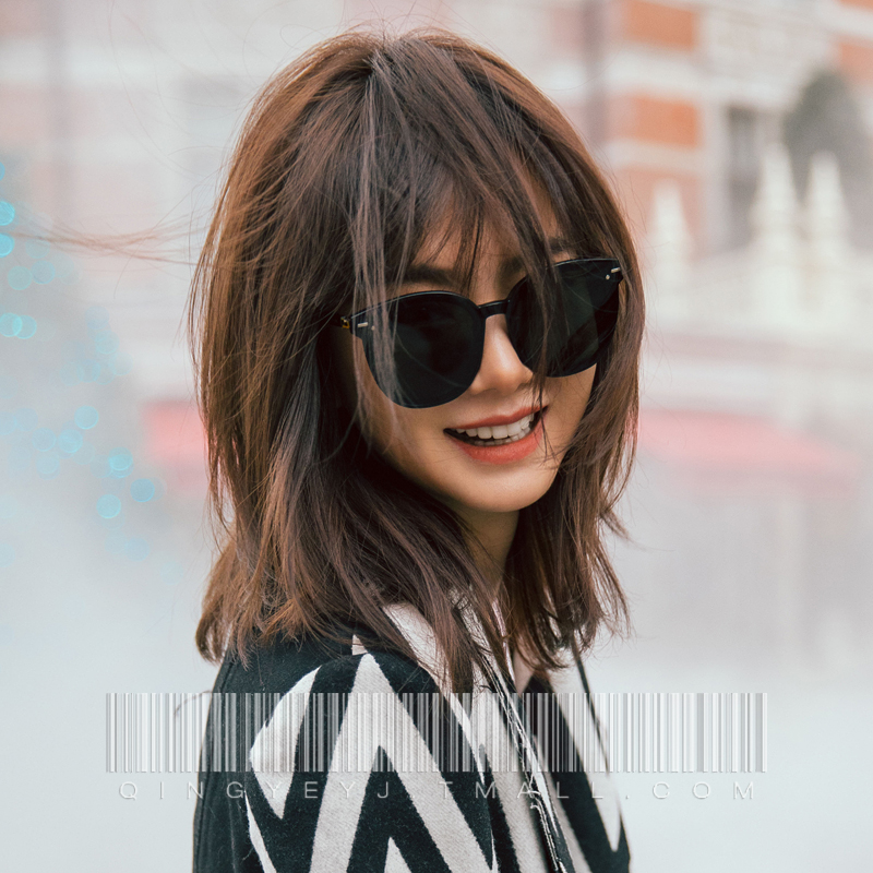 The star of the same sunglasses female Korean version of Chao Street shoot 2021 new fashion glasses round face big face thin sunglasses